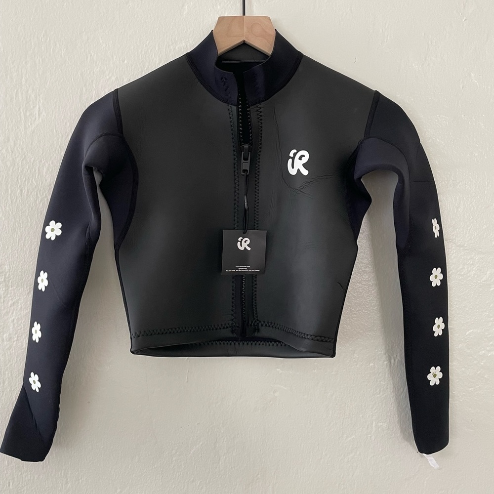 Inner Relm wet suit cropped vest